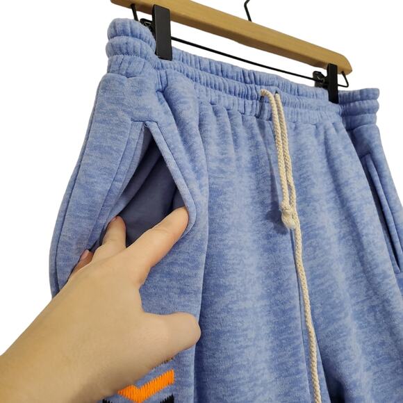 Tasi Malibu | Soft and Cozy Embroidered Arrows Sweatpants with Pockets - Picture 5 of 11